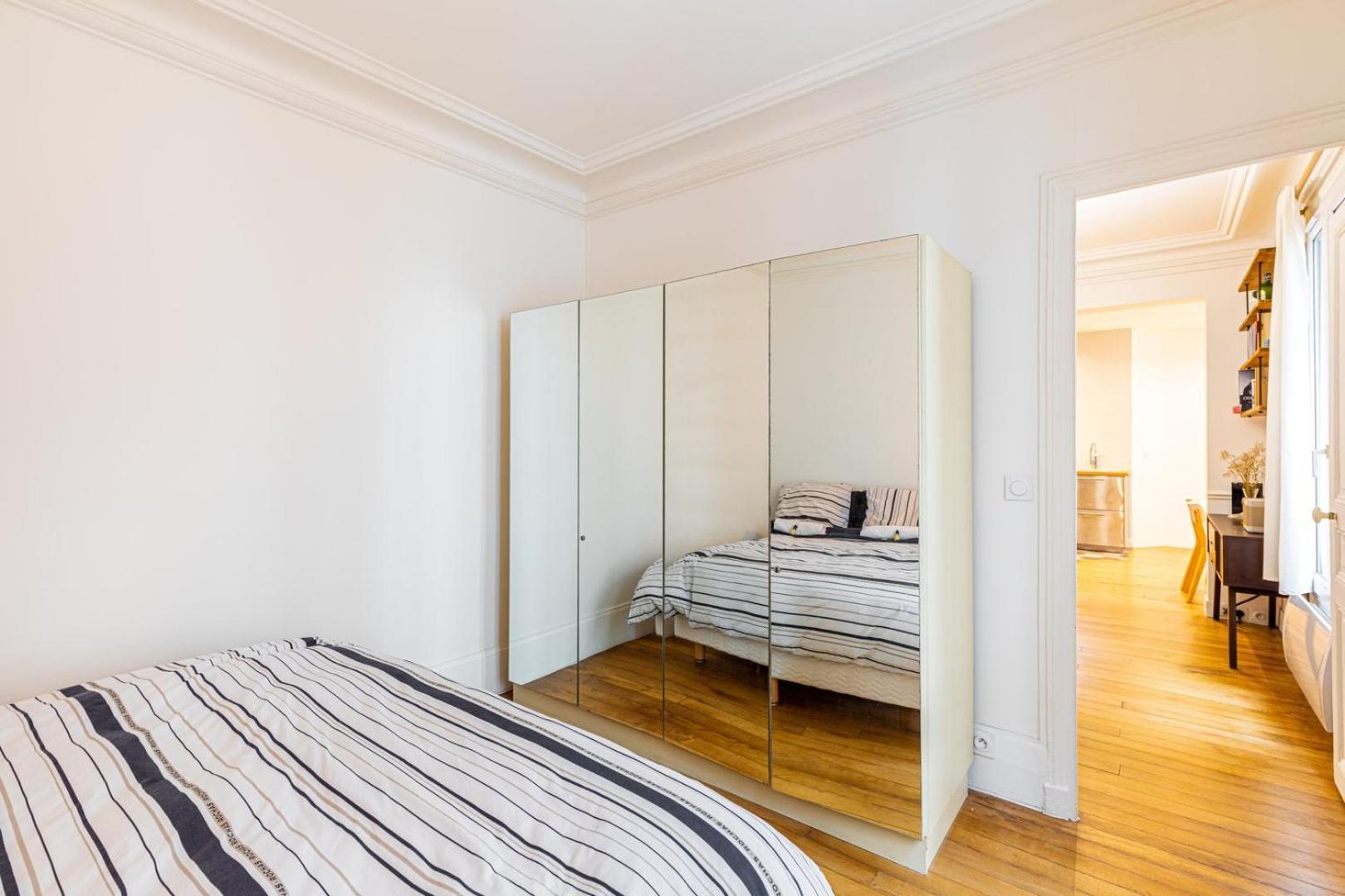 Guestready - Sejour Romantique Dans Le 20e Arr. Appartement